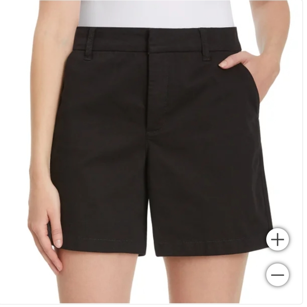 NWT Gloria Vanderbilt Women's Chino Shorts‎ Black
